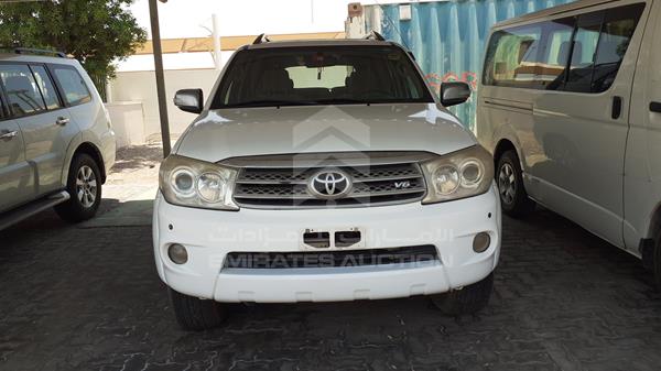 TOYOTA FORTUNER 2011 mhfyu59g6b7015265