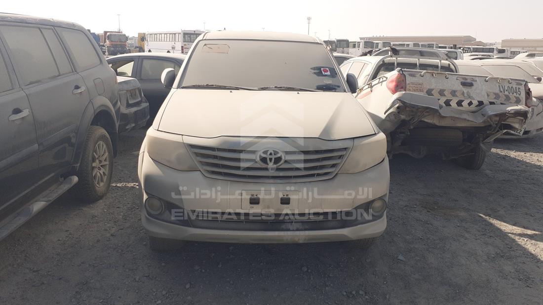 TOYOTA FORTUNER 2014 mhfyx59g9e8063512