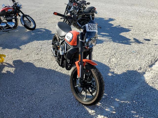 DUCATI SCRAMBLER 2020 ml0kafpm3lt002359