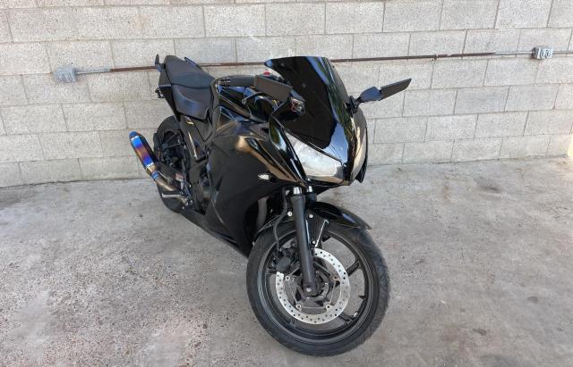 HONDA CBR300 R 2016 mlhnc5108g5200823