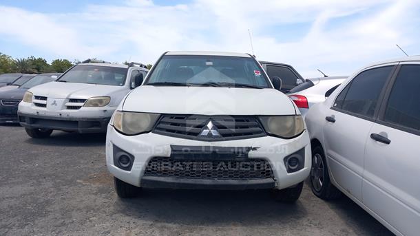 MITSUBISHI L 200 2013 mmbjnka50dd018577