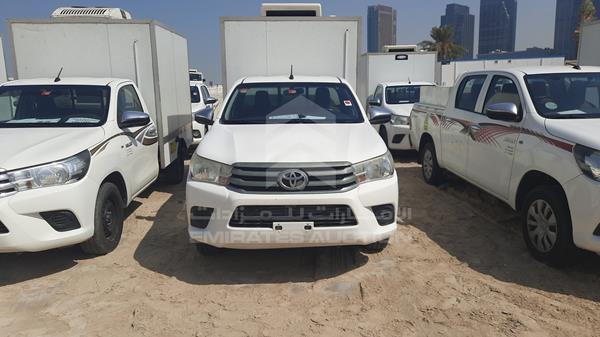 TOYOTA HILUX 2017 mr0cx8cb0h0420097