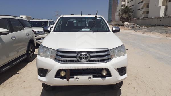 TOYOTA HILUX 2018 mr0dx8cd1j0402641