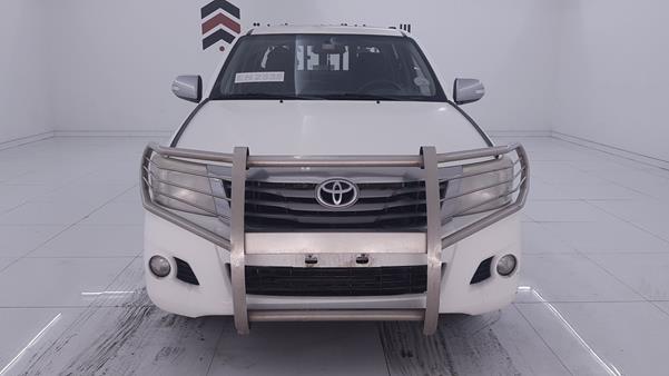 TOYOTA HILUX 2014 mr0ex19g6e3116012