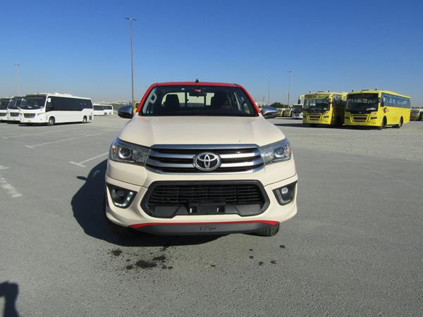 TOYOTA HILUX 2018 mr0hu8cd7j0080260