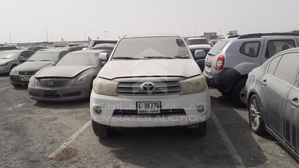 TOYOTA FORTUNER 2010 mr1yx59g0a3014487