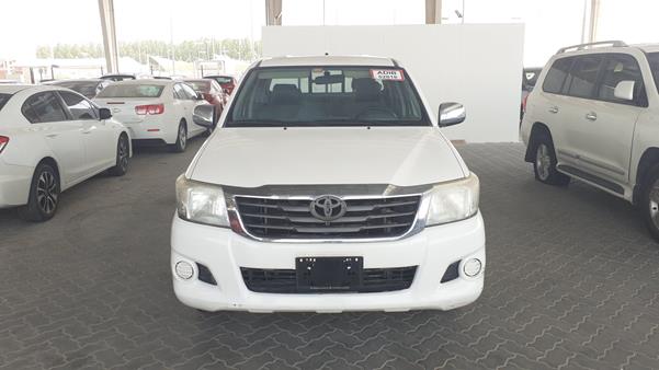 TOYOTA HILUX 2015 mroew12g0f2035642