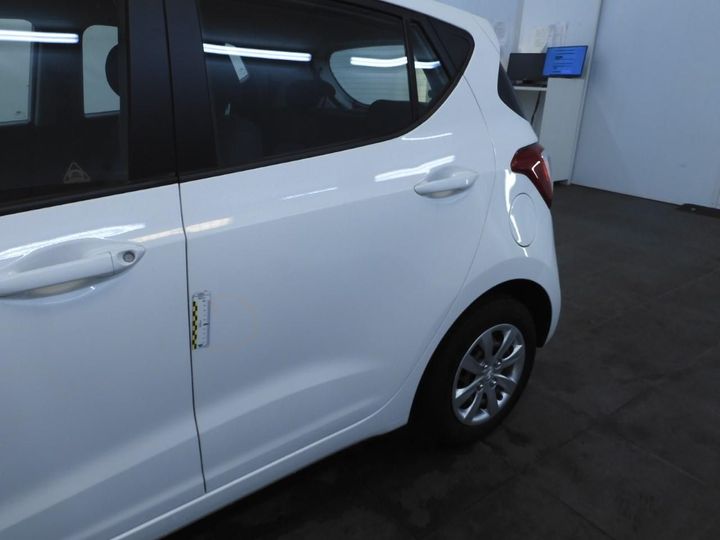 HYUNDAI I10 2016 nlha851aagz256130