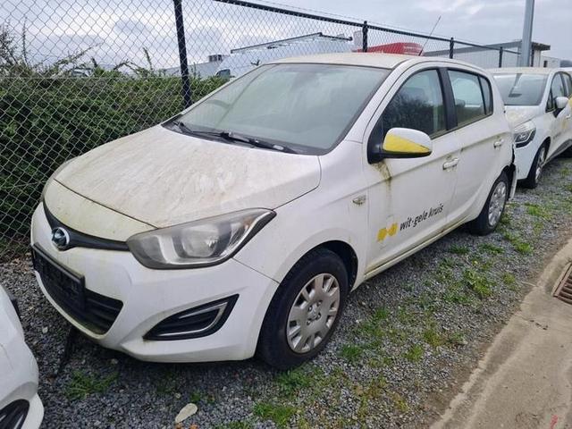 63 HYUNDAI I20 2015 nlhbb51pafz325670