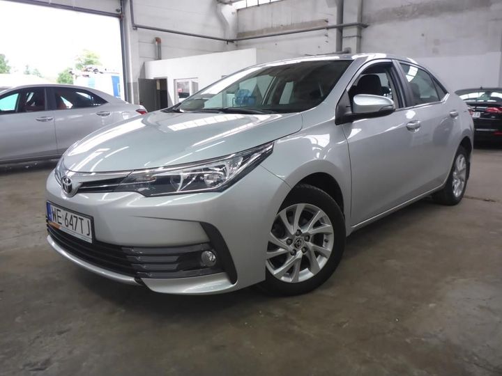 TOYOTA COROLLA 2018 nmtbe3je20r230043