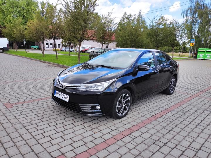 TOYOTA COROLLA SALOON 2019 nmtbe3je40r262346