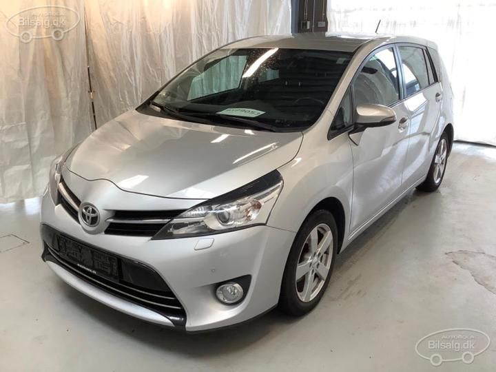 TOYOTA VERSO ESTATE 2018 nmtdg26r20r111692