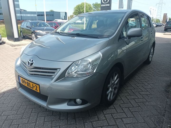 TOYOTA VERSO 2011 nmtdg26r40r030516