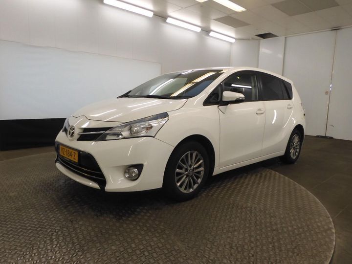 TOYOTA VERSO VAN 2016 nmtdm26r60r048265