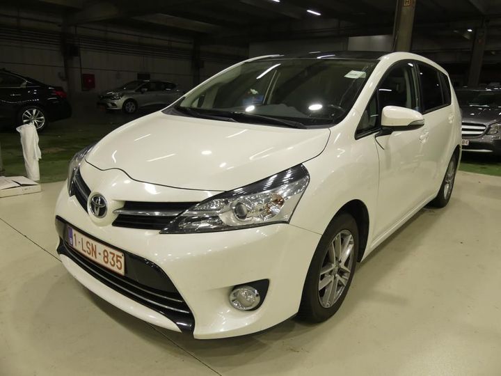 TOYOTA VERSO 2015 nmtdm26r70r035038