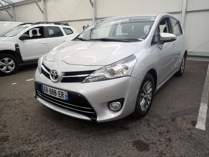 TOYOTA VERSO 2017 nmtdm26r80r054827