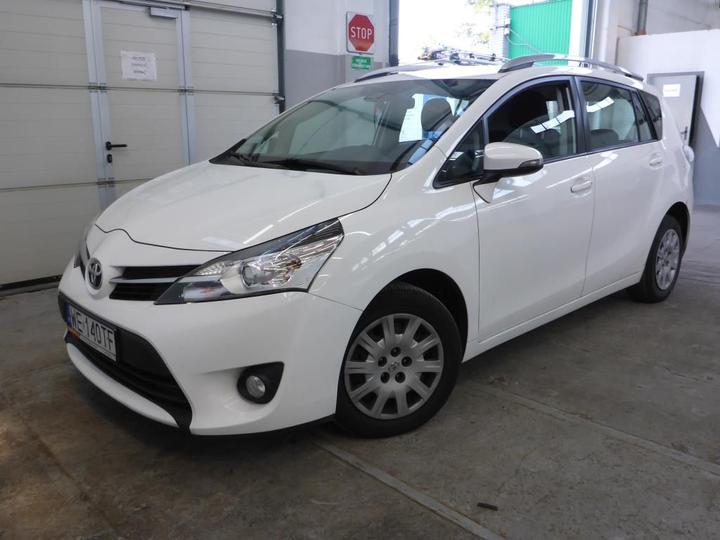 TOYOTA VERSO 2018 nmtdm26rx0r058233