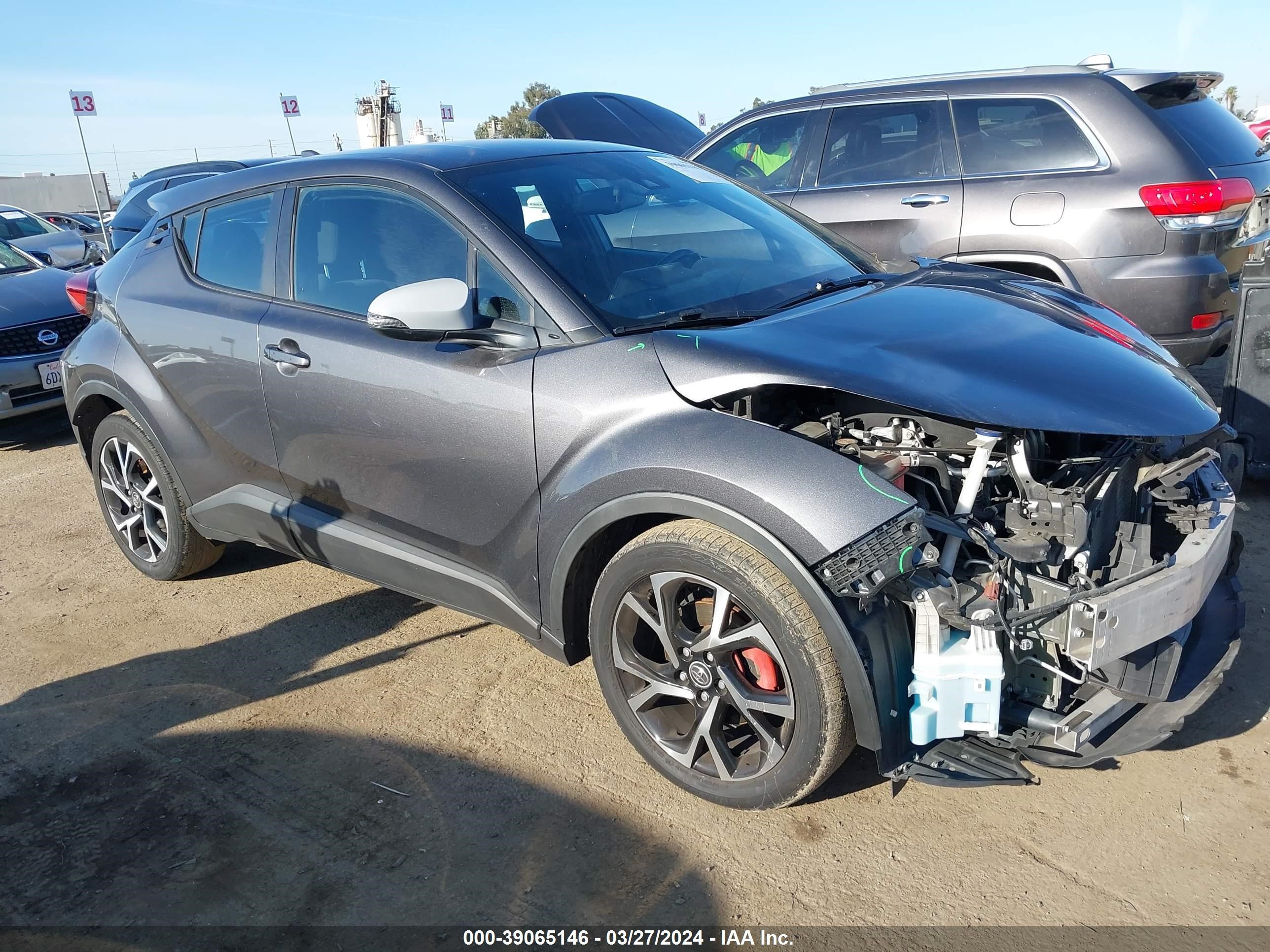 TOYOTA C-HR 2018 nmtkhmbx4jr042462