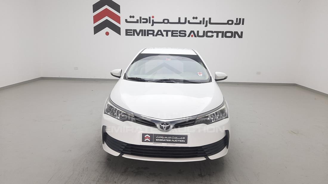 TOYOTA COROLLA 2018 rklbb9he0j5215764