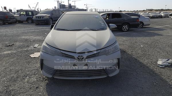 TOYOTA COROLLA 2018 rklbb9he3j5200000