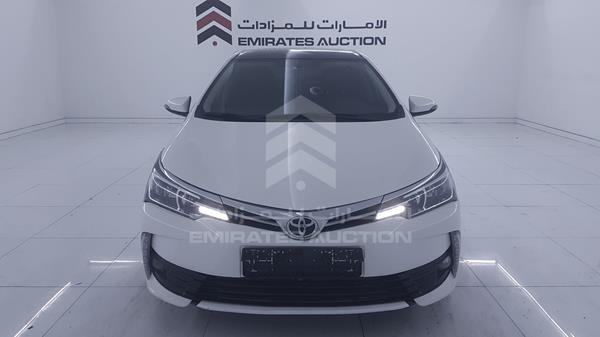 TOYOTA COROLLA 2018 rklbb9he3j5222918