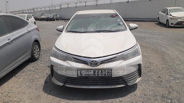 TOYOTA COROLLA 2018 rklbb9he4j5211278