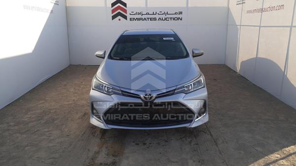 TOYOTA COROLLA 2018 rklbb9he5j5222712