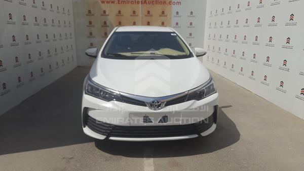 TOYOTA COROLLA 2018 rklbb9he6j5210813