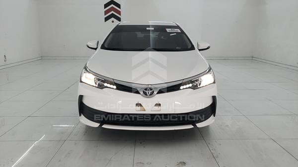 TOYOTA COROLLA 2019 rklbl9he0k5268592