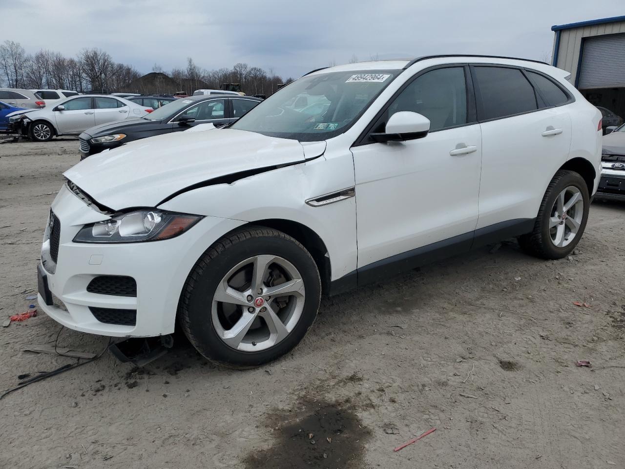 JAGUAR F-PACE 2017 sadcj2bv4ha099169