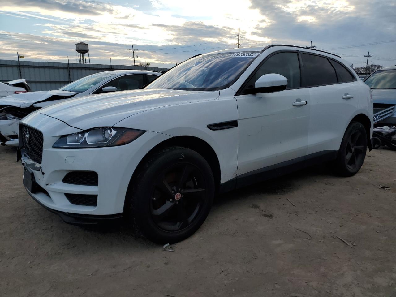 JAGUAR F-PACE 2017 sadcj2bv4ha492766