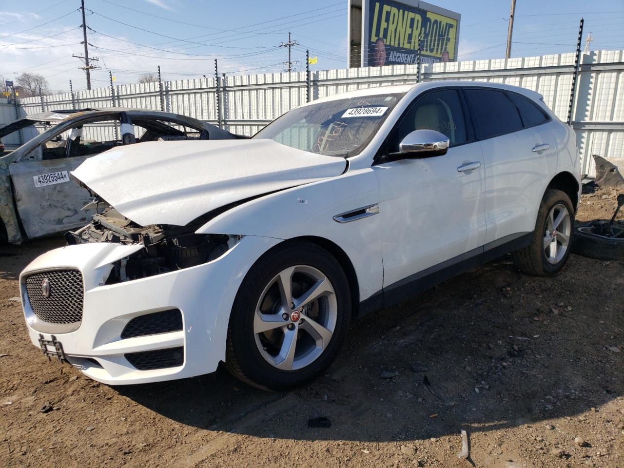 JAGUAR F-PACE 2018 sadcj2fxxja267303