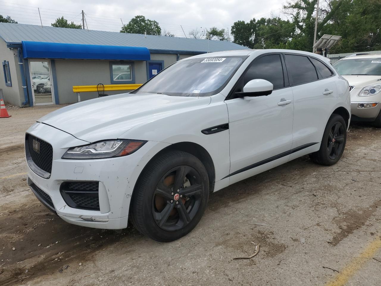 JAGUAR F-PACE 2017 sadcl2bv9ha495883