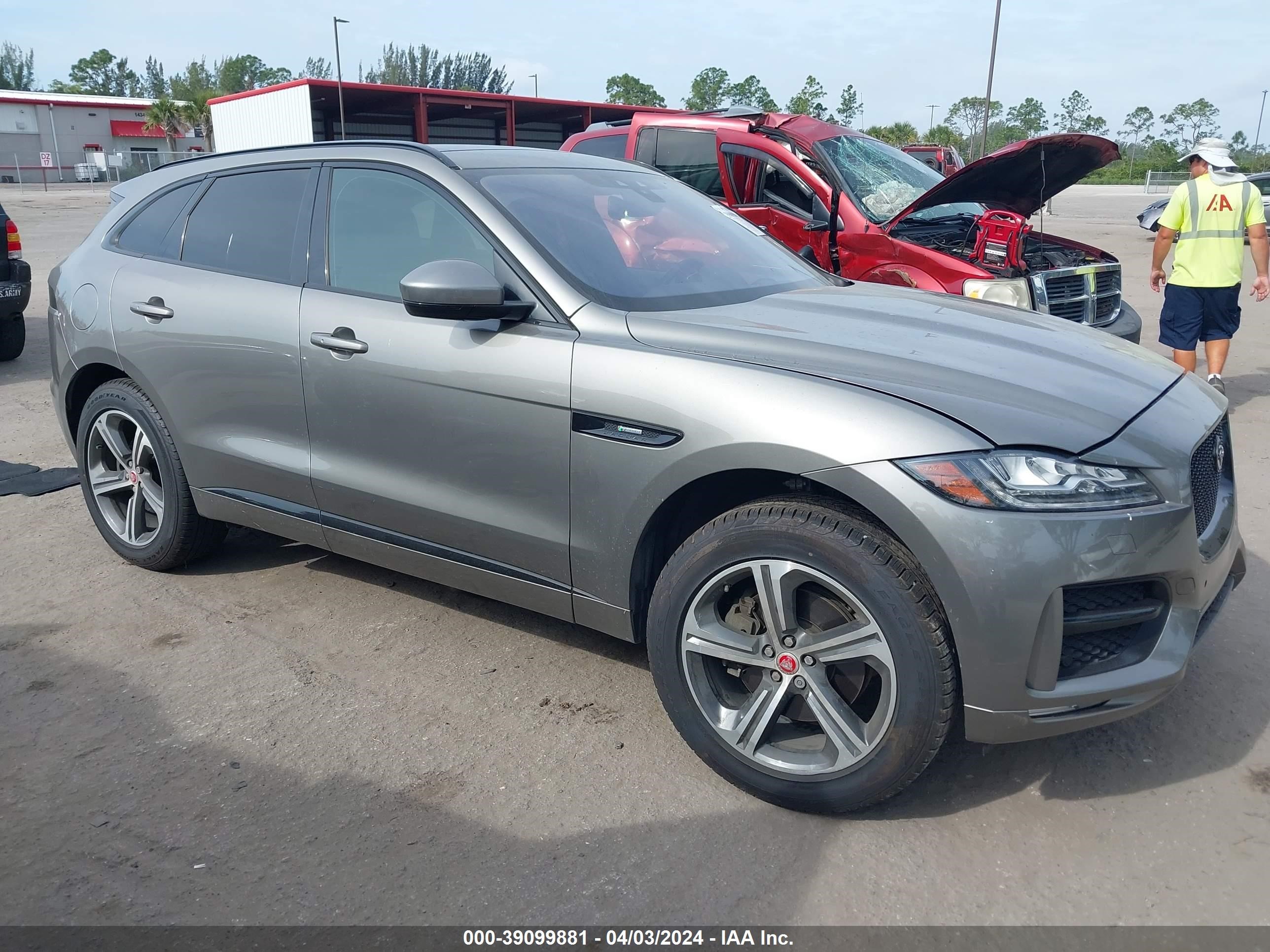 JAGUAR F-PACE 2018 sadcl2evxja257350