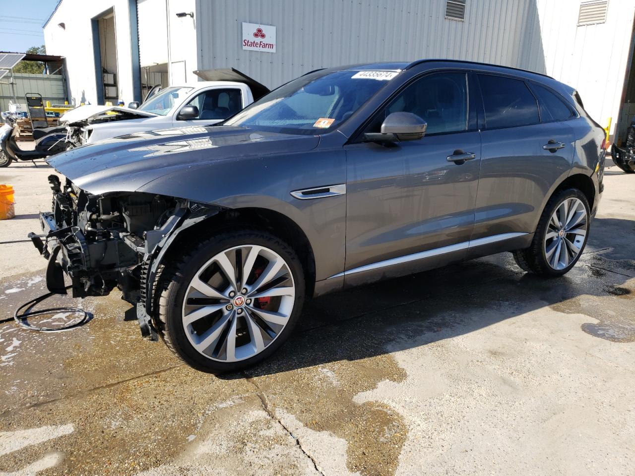 JAGUAR F-PACE 2017 sadcm2bv5ha897994