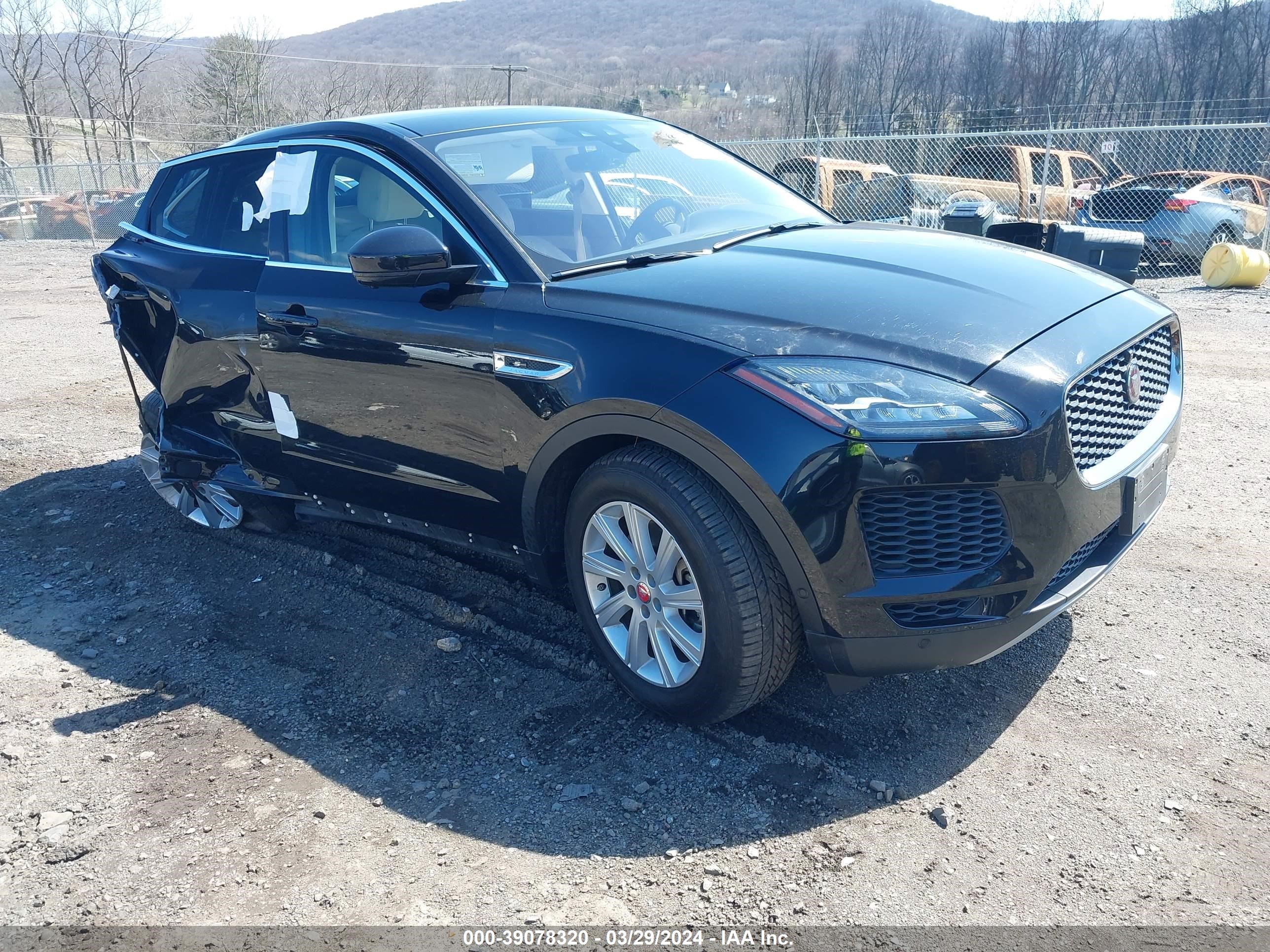 JAGUAR E-PACE 2018 sadfj2fx0j1z27054