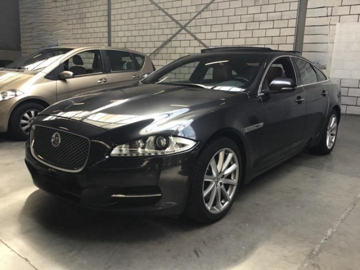 JAGUAR XJ SWB 2012 sajaa162xbnv15238