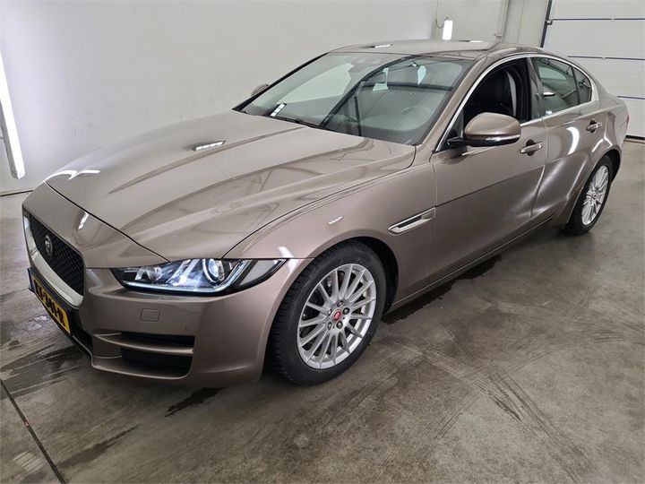 JAGUAR XE 2016 sajab4bn5hcp05600