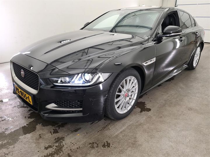 JAGUAR XE 2017 sajab4bn7hcp15710