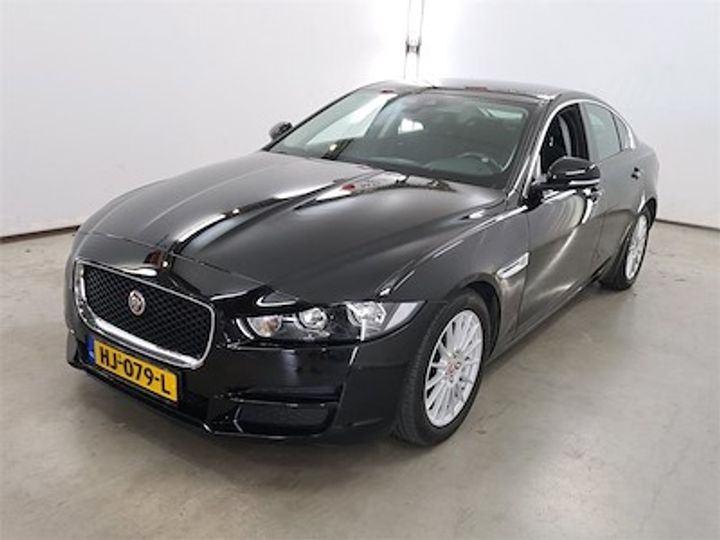 JAGUAR XE 2015 sajab4bn8ga925131