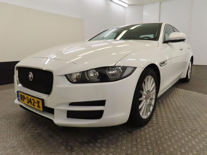 JAGUAR XE 2018 sajab4bnxjcp36377