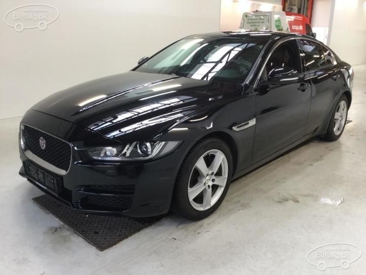 JAGUAR XE SALOON 2017 sajab4bx1jcp34132