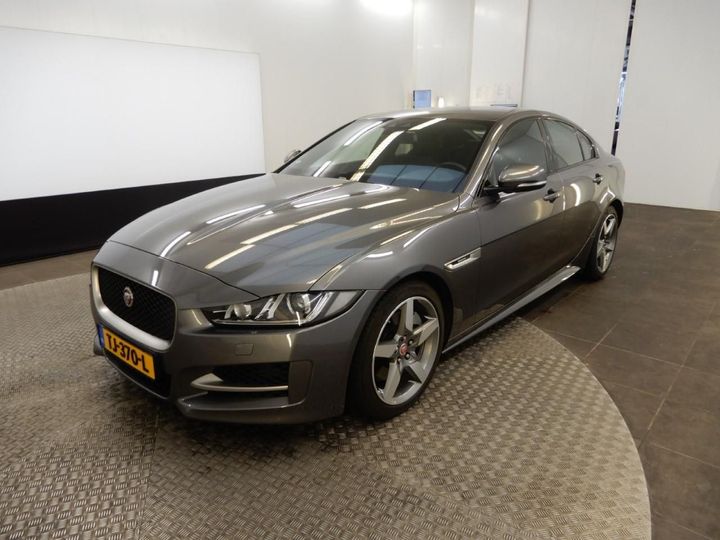 JAGUAR XE 2018 sajab4bx5jcp41200