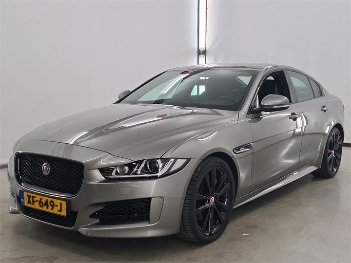 JAGUAR XE 2019 sajab4bx6jcp40640