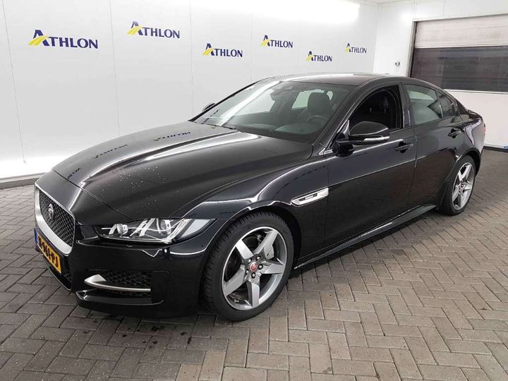 JAGUAR XE 2020 sajab4bx6kcp43510