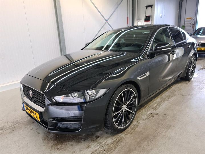 JAGUAR XE 2017 sajab4dn2jcp27590