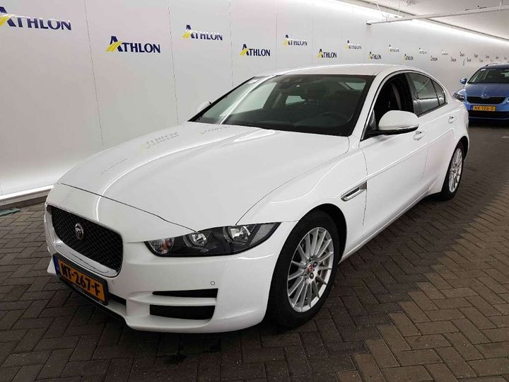 JAGUAR XE 2017 sajab4dn8ga940791