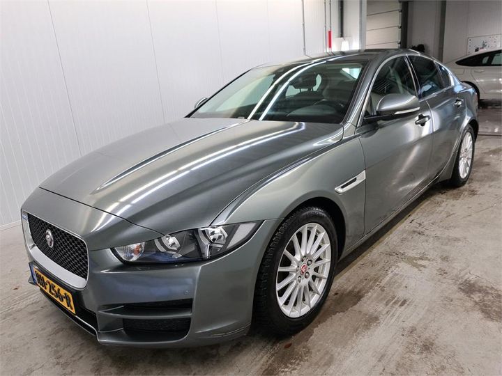 JAGUAR XE 2017 sajab4dn9ga941125