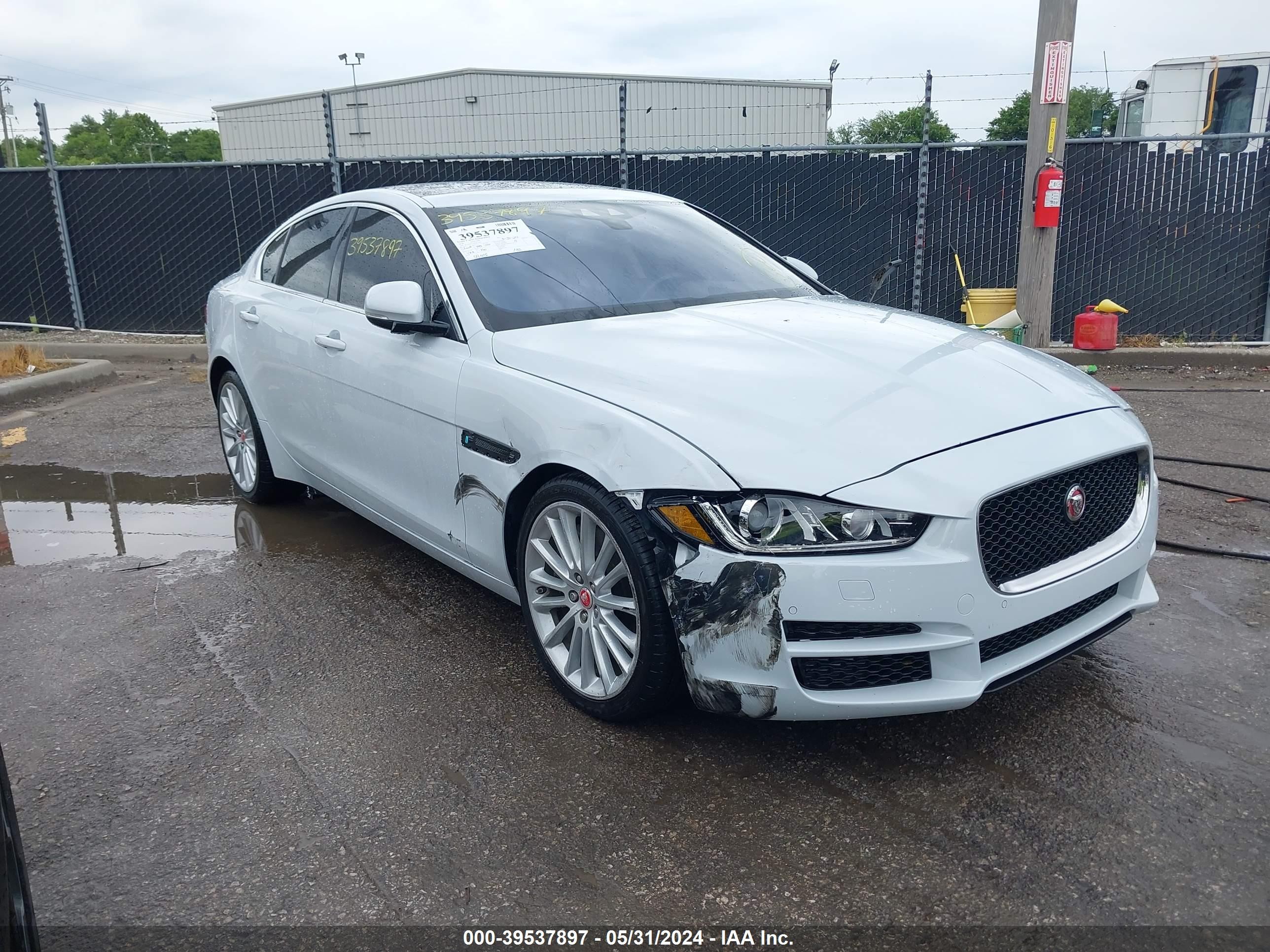 JAGUAR XE 2018 sajan4ev5jcp17223