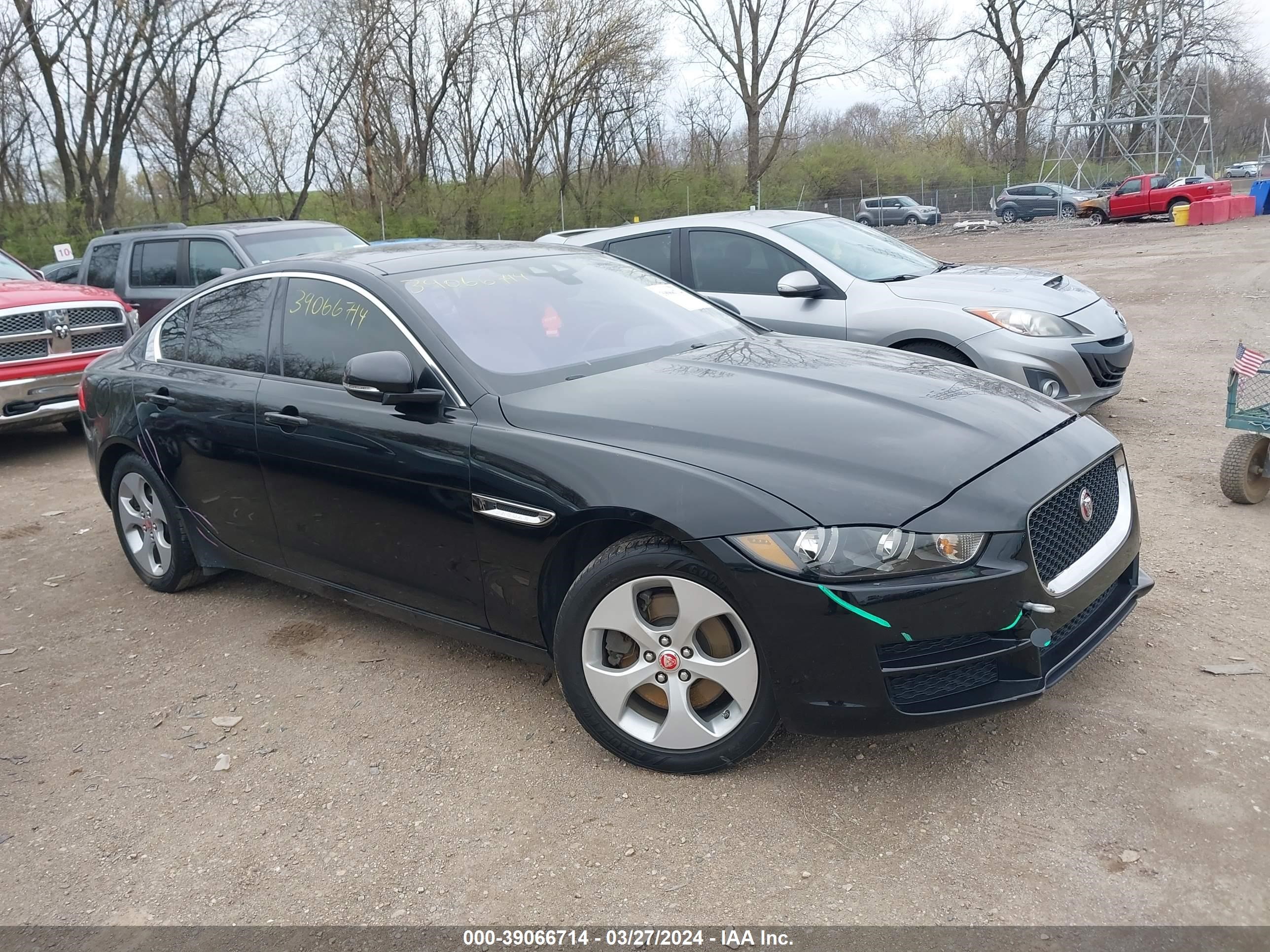 JAGUAR XE 2017 sajas4bn2ha977906